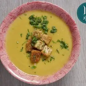 شوربة العدس