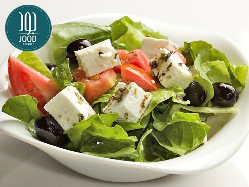 سلطة الفيتا و الجرجير