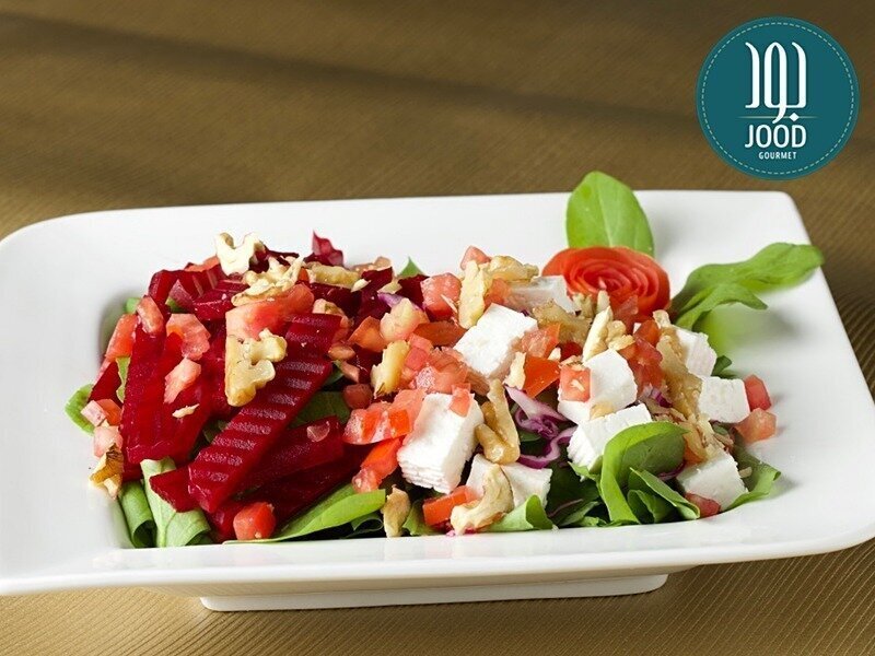 سلطة الجرجير و الشمندر والفيتا