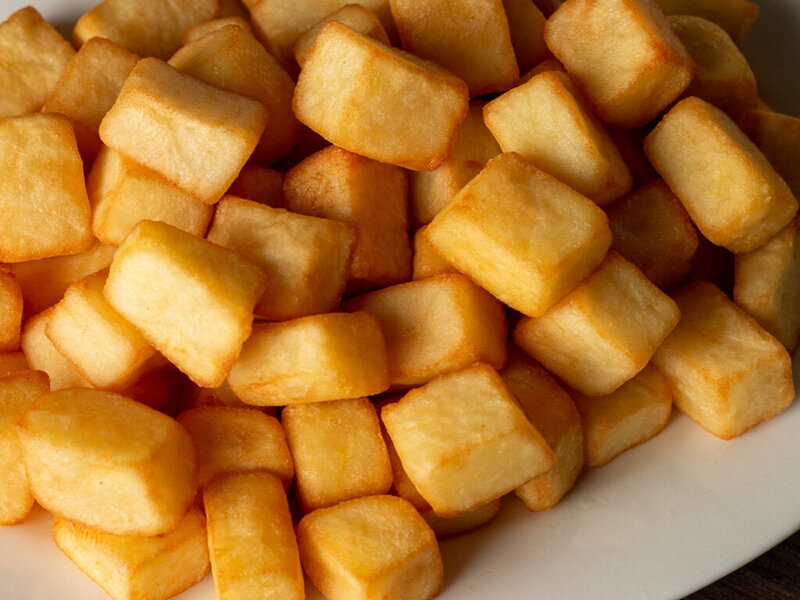 مكعبات البطاط المقلية