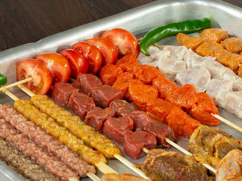 بوكس العائلة يكفي ٤ أشخاص جاهز للشواء