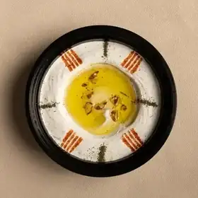 لبنة بالنعناع والثوم